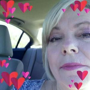 Meet your Posher, Madeline